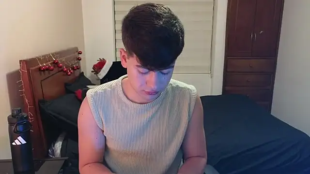 Snapshot of tightncuteass chatting on November 22, 2025, 11:26 pm tightncuteass online show from November 22, 2025, 11:26 pm