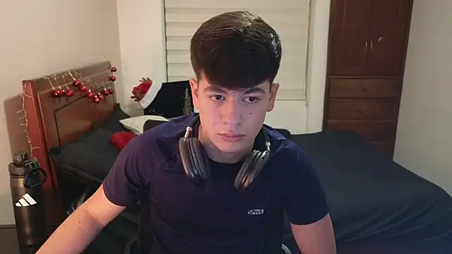 Snapshot of tightncuteass chatting on November 24, 2025, 11:48 pm tightncuteass online show from November 24, 2025, 11:48 pm