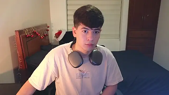 Snapshot of tightncuteass chatting on November 26, 2025, 2:01 am tightncuteass online show from November 26, 2025, 2:01 am