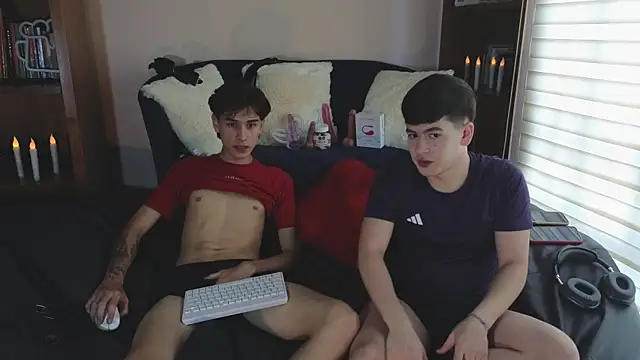 Snapshot of tightncuteass chatting on December 5, 2025, 3:09 pm tightncuteass online show from December 5, 2025, 3:09 pm