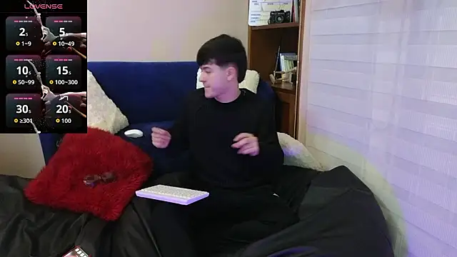 Snapshot of tightncuteass chatting on February 17, 2026, 11:33 pm tightncuteass online show from February 17, 2026, 11:33 pm