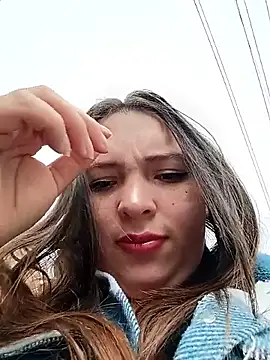 Snapshot of Lunna_azul chatting on September 27, 2025, 2:00 pm Lunna azul online show from September 27, 2025, 2:00 pm