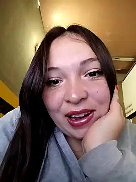 Snapshot of Lunna_azul chatting on October 16, 2025, 11:22 am Lunna azul online show from October 16, 2025, 11:22 am