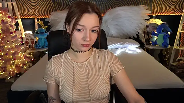 FoxyMayy online show from January 13, 2026, 2:00 pm