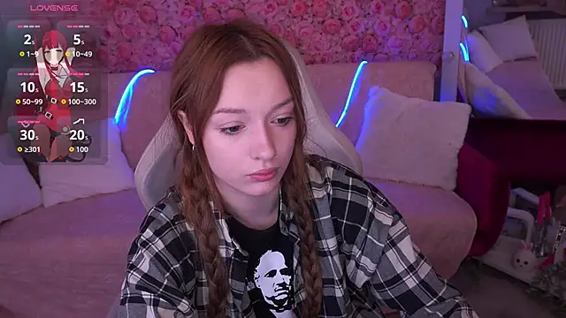 FoxyMayy online show from March 28, 2026, 9:53 am