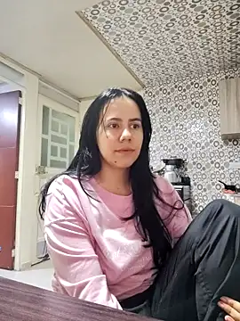 Snapshot of valen-sexx chatting on June 5, 2026, 12:06 am valen-sexx online show from June 5, 2026, 12:06 am