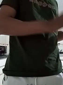 Carraraputo online show from September 14, 2025, 3:16 am