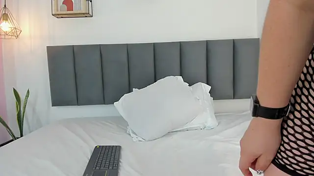 Snapshot of dulce_mmg chatting on December 1, 2025, 7:08 pm dulce mmg online show from December 1, 2025, 7:08 pm