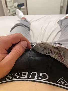 Milike 93 online show from September 12, 2025, 1:11 pm