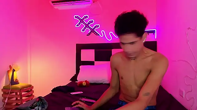 Lucky boys  X online show from October 18, 2025, 11:55 am