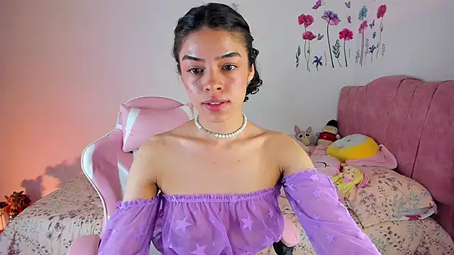 Snapshot of maddy_parker__ chatting on June 10, 2026, 11:24 pm maddy parker online show from June 10, 2026, 11:24 pm