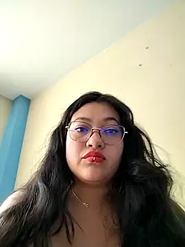 Snapshot of TAMARA_SWEET2 chatting on September 24, 2025, 5:38 pm TAMARA SWEET2 online show from September 24, 2025, 5:38 pm