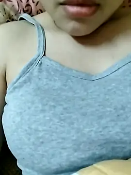 Ella sex001 online show from October 5, 2025, 6:12 am