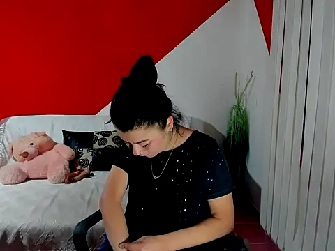 Soffy Skye online show from September 29, 2025, 4:17 am