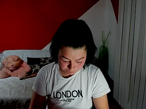 Soffy Skye online show from October 1, 2025, 3:45 am