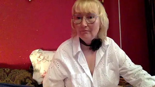 Snapshot of Zeyona chatting on July 23, 2026, 1:20 pm Zeyona online show from July 23, 2026, 1:20 pm