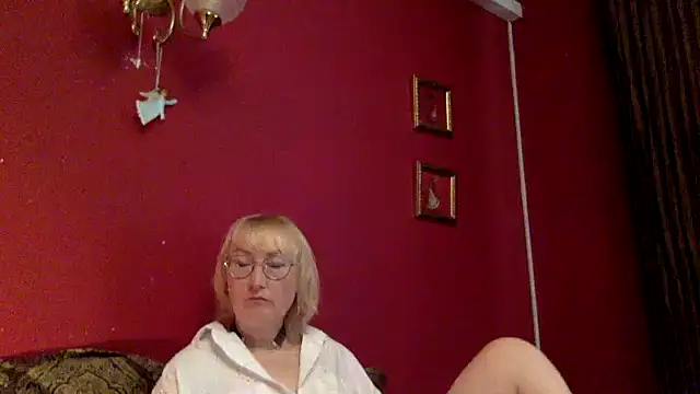 Snapshot of Zeyona chatting on July 24, 2026, 5:16 am Zeyona online show from July 24, 2026, 5:16 am