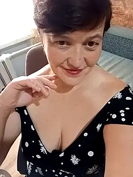 Caramellove8877 online show from November 10, 2025, 12:15 pm