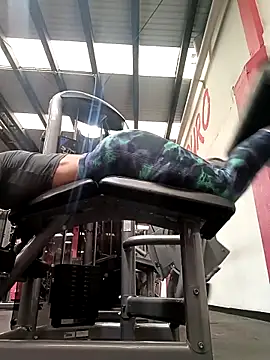 Snapshot of Mishchelle_Zakii chatting on March 4, 2026, 8:15 pm Mishchelle Zakii online show from March 4, 2026, 8:15 pm