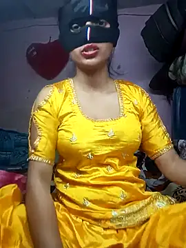 Snapshot of Hotcp6 chatting on December 23, 2025, 9:29 am Hotcp6 online show from December 23, 2025, 9:29 am