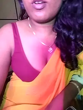 Snapshot of Tamil_Kavitha chatting on July 25, 2026, 5:43 pm Tamil Kavitha online show from July 25, 2026, 5:43 pm