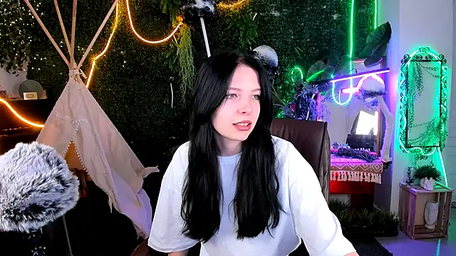 JulsMumi online show from September 30, 2025, 9:25 am