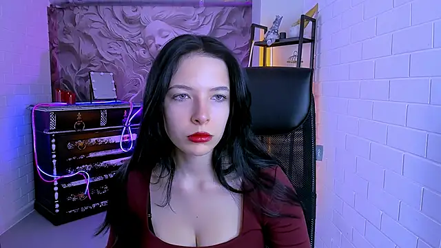 JulsMumi online show from October 15, 2025, 9:42 am