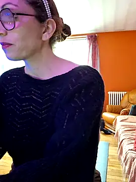 ChouqxxxCoreleone online show from December 15, 2025, 10:19 am