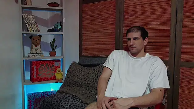 Snapshot of ObeyLust chatting on September 29, 2025, 5:18 pm ObeyLust online show from September 29, 2025, 5:18 pm