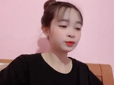 Suna7383 online show from October 18, 2025, 5:25 pm