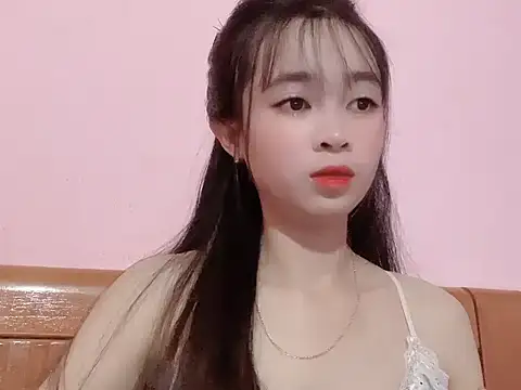 Suna7383 online show from October 29, 2025, 4:09 pm