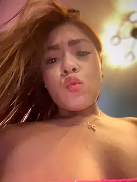 Snapshot of MayaMoanXXX chatting on December 16, 2025, 1:16 pm MayaMoanXXX online show from December 16, 2025, 1:16 pm