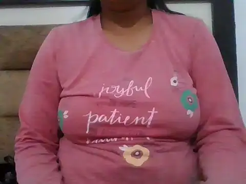 Snapshot of Bhabhi_osm chatting on November 20, 2025, 8:14 am Bhabhi osm online show from November 20, 2025, 8:14 am