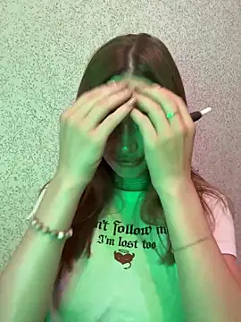 Snapshot of Elizabeth_Tay chatting on October 10, 2025, 4:50 pm Elizabeth Tay online show from October 10, 2025, 4:50 pm