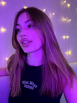 Snapshot of Elizabeth_Tay chatting on October 26, 2025, 5:19 pm Elizabeth Tay online show from October 26, 2025, 5:19 pm