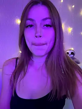 Snapshot of Elizabeth_Tay chatting on October 30, 2025, 6:08 pm Elizabeth Tay online show from October 30, 2025, 6:08 pm