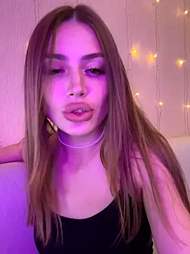 Snapshot of Elizabeth_Tay chatting on November 23, 2025, 4:40 pm Elizabeth Tay online show from November 23, 2025, 4:40 pm