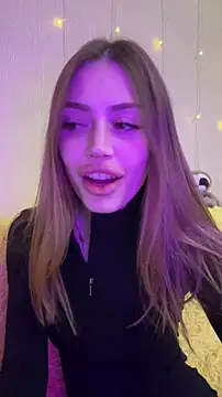 Snapshot of Elizabeth_Tay chatting on January 5, 2026, 6:44 pm Elizabeth Tay online show from January 5, 2026, 6:44 pm