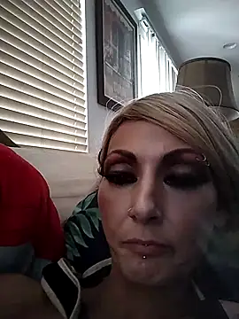 Snapshot of felony000 chatting on September 28, 2025, 4:34 pm felony000 online show from September 28, 2025, 4:34 pm