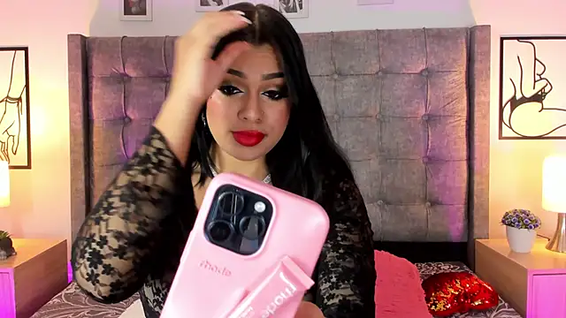 Linda Fosterr online show from February 2, 2026, 7:34 pm