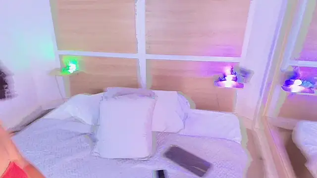 ValeryCortezm online show from February 15, 2026, 1:31 pm