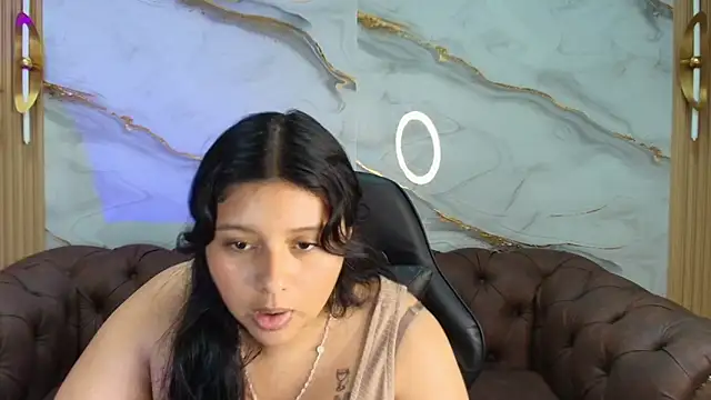 mia hot tf online show from September 15, 2025, 11:49 pm