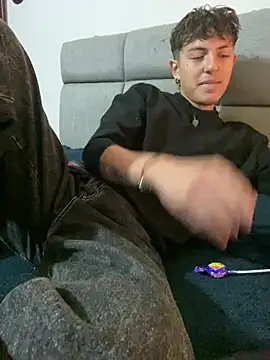 NaytonFreeman online show from March 11, 2026, 12:22 pm