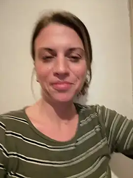 ScarlettNoirr online show from May 13, 2026, 5:54 pm