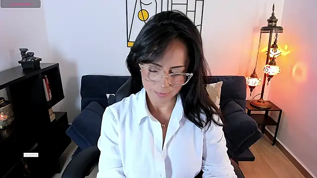 Lyliboomm online show from October 14, 2025, 9:26 pm