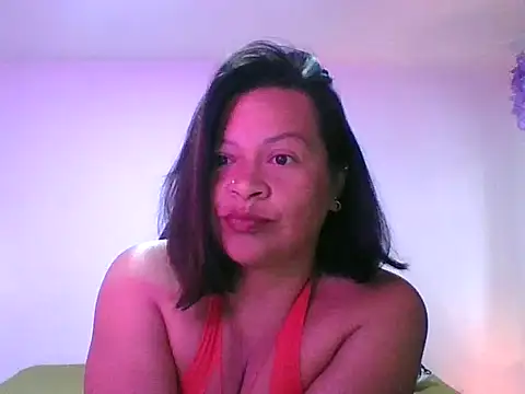 adri89-g online show from October 16, 2025, 11:33 am