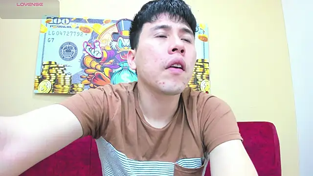 Nick Wolff online show from November 5, 2025, 8:47 am