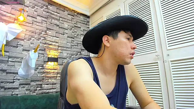 Nick Wolff online show from November 14, 2025, 3:27 am