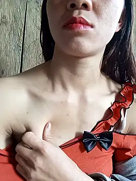 bonnie-00 online show from October 9, 2025, 1:14 am