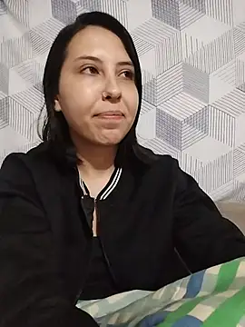 Snapshot of scarletoficial chatting on July 20, 2026, 12:14 am scarletoficial online show from July 20, 2026, 12:14 am